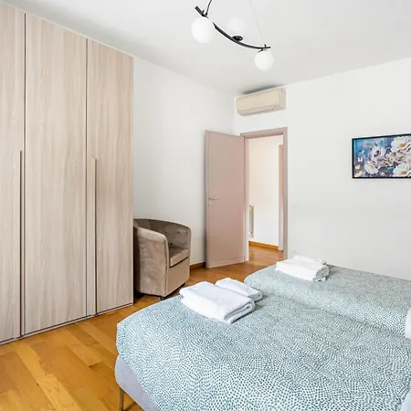 Your Gems - Ponte Vecchio Apartment *
