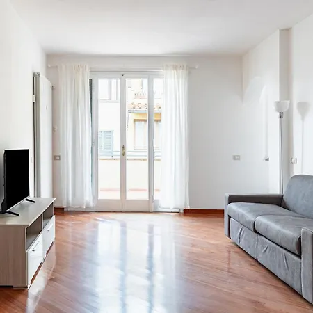 Apartment Your Gems - Ponte Vecchio Florenz